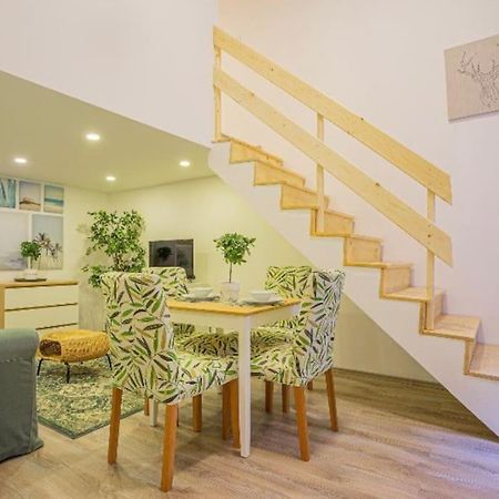 Cosy Flat In Akacfa Str., Aya Apartment Будапеща Екстериор снимка
